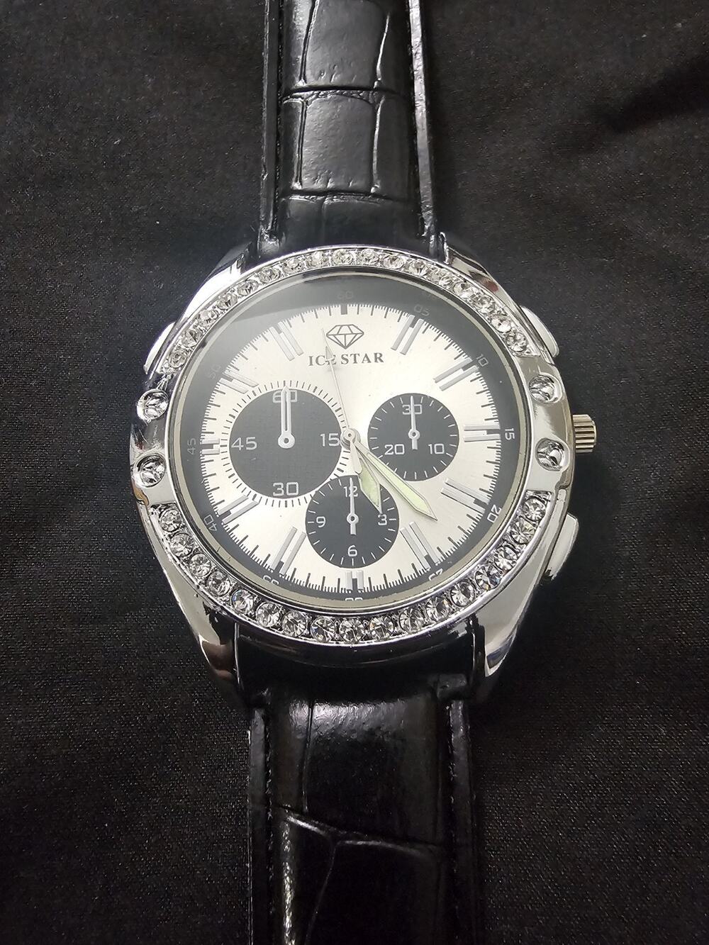 Silver Men's Fashion Chronograph Quartz Wristwatch Black Leather